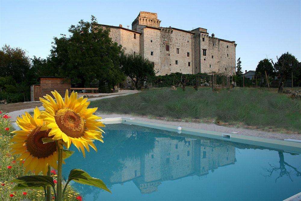 Hotel Castello Di Barattano Marcellano Zewnętrze zdjęcie